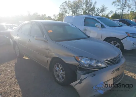 2006 Toyota Camry Le V6 from USA, damaged, VIN 4T1BF32KX6U120280